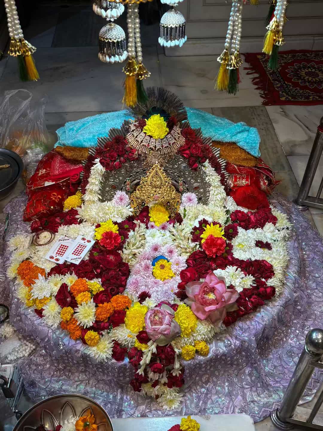 Devi Pushp Daan Devi Pushp Daan